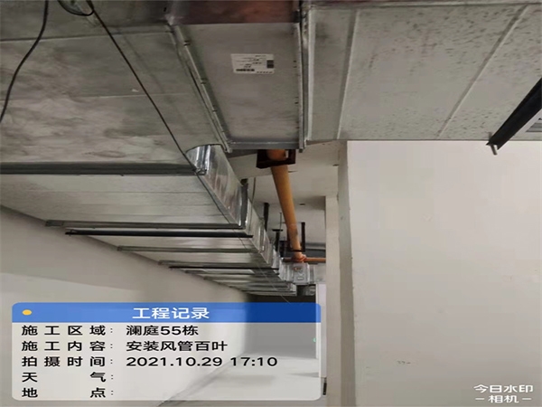 洞庭55栋安装风管百叶